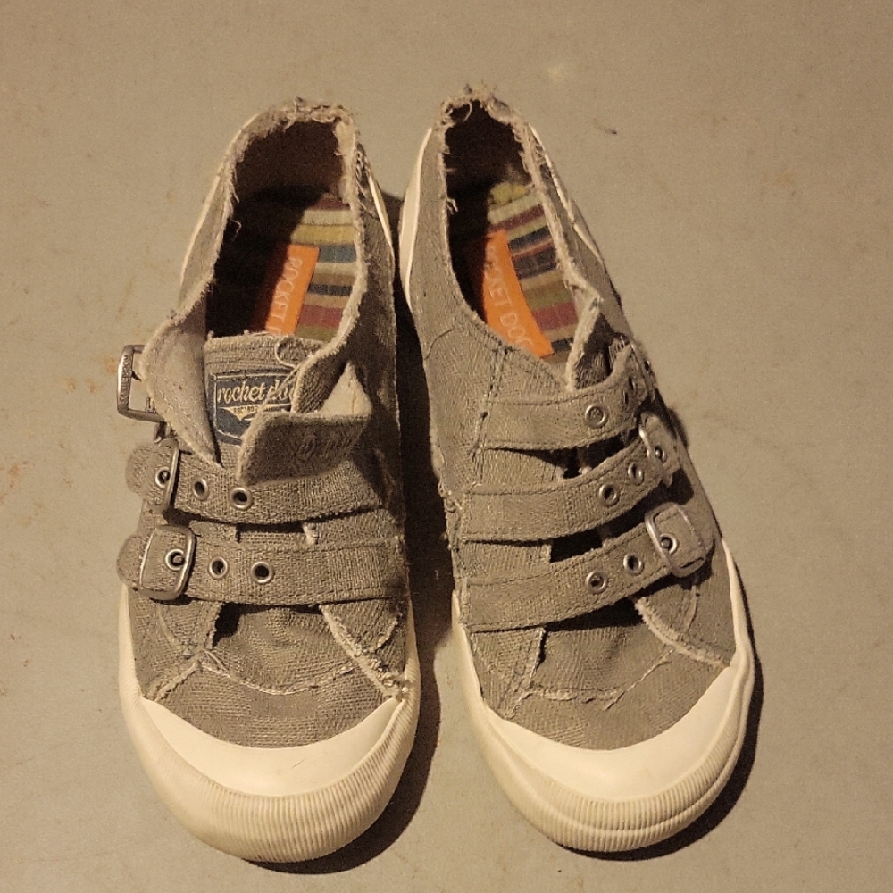 Rocket Dog Gray Sneakers for Everyday Comfort